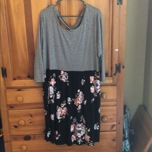 Oddy boutique dress size XXL